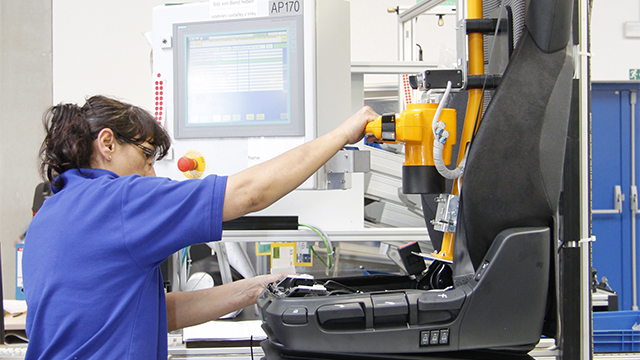 Automotive Interiors Manufacturer Uses Teamcenter To Realize Cost Savings In Component And Tool Procurement