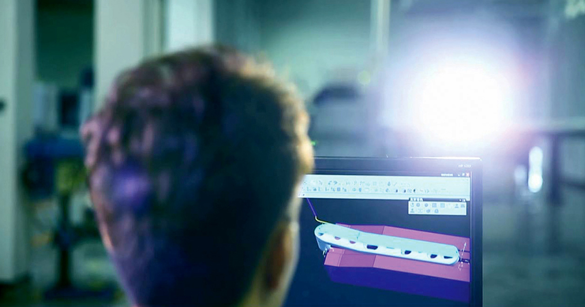 Using Solid Edge CAM Pro, medical specialist reduces time to process single customized bone plate from six hours to two | Siemens Digital Industries Software