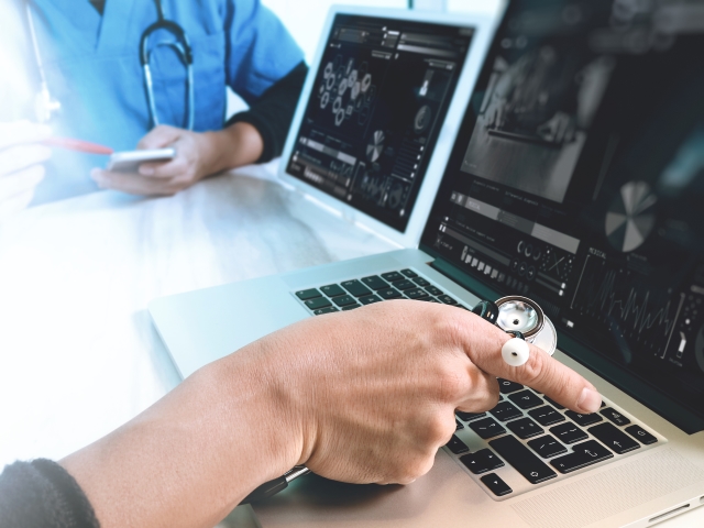 Infographic: Digitalization for the Medical Device Industry